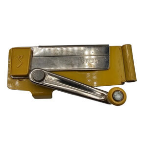 Vtg Swing-A-Way Away Harvest Gold Yellow Wall Manual Can Opener Model 507